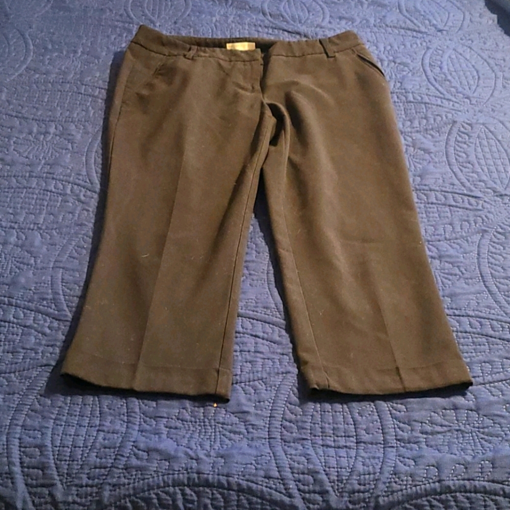 Cropped trousers